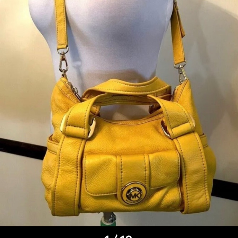 Michael Kors A-0901 Yellow Pebbled Leather MK large Satchel hobo handbag